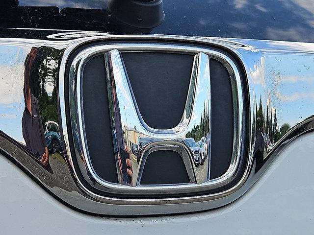 Photo of 2022 Platinum White Pearl Honda CR-V