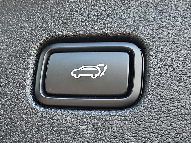 Photo of 2023 Dawning Red Kia Sportage