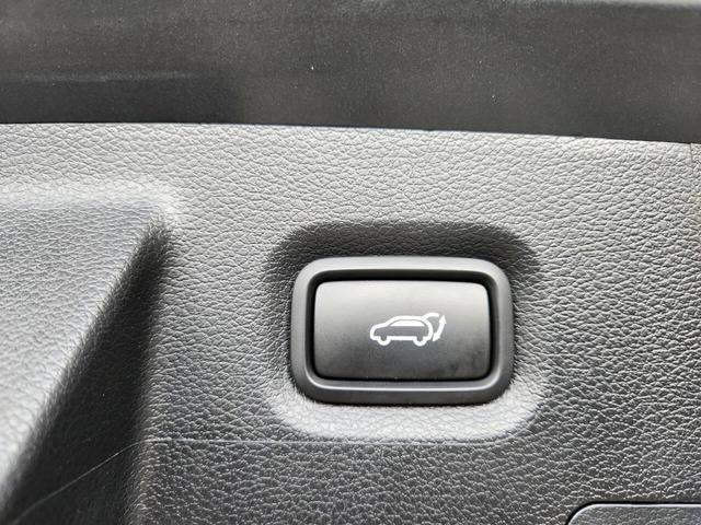 Photo of 2023 Portofino Gray Hyundai SANTA FE