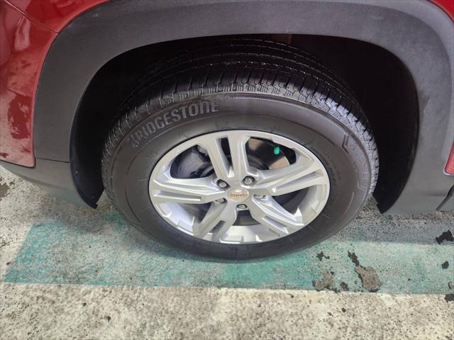 Photo of 2024 Volcanic Red Tintcoat GMC Terrain