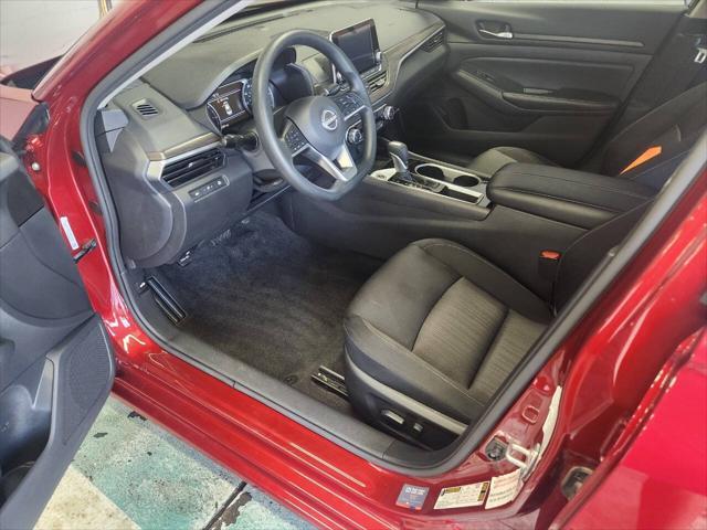 Photo of 2024 Scarlet Ember Nissan Altima