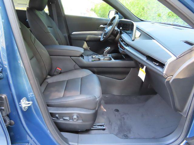 Photo of 2025 Deep Sea Metallic Cadillac XT4