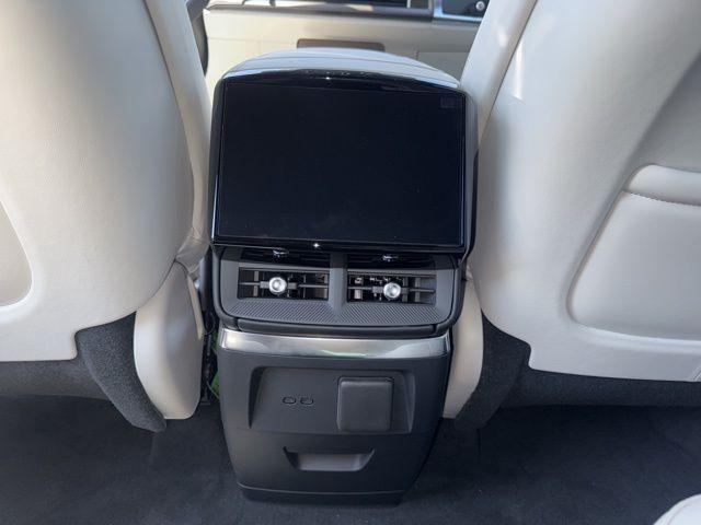 Photo of 2026 Emerald Lake Metallic Cadillac VISTIQ