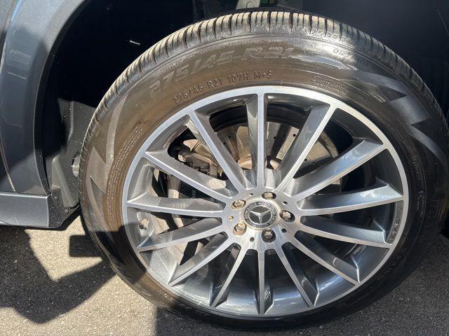 Photo of 2024 Selenite Gray Metallic Mercedes-Benz GLE 350
