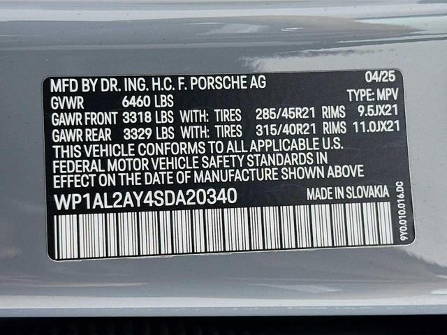 Photo of 2025 Arctic Grey Porsche Cayenne