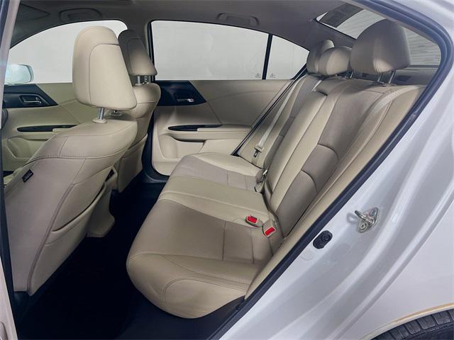 Photo of 2015 Orchid Honda Accord