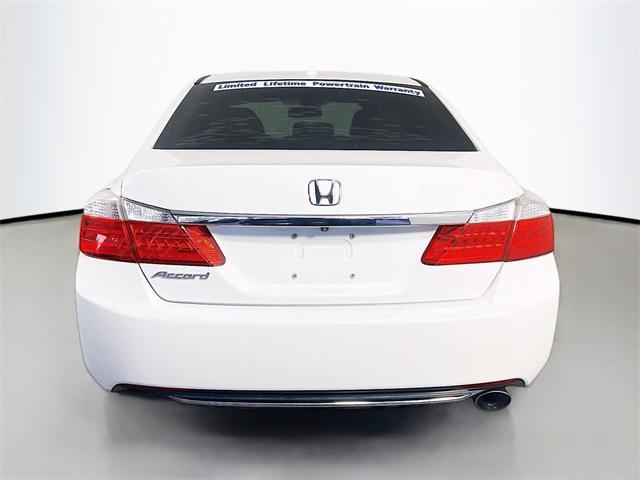 Photo of 2015 Orchid Honda Accord