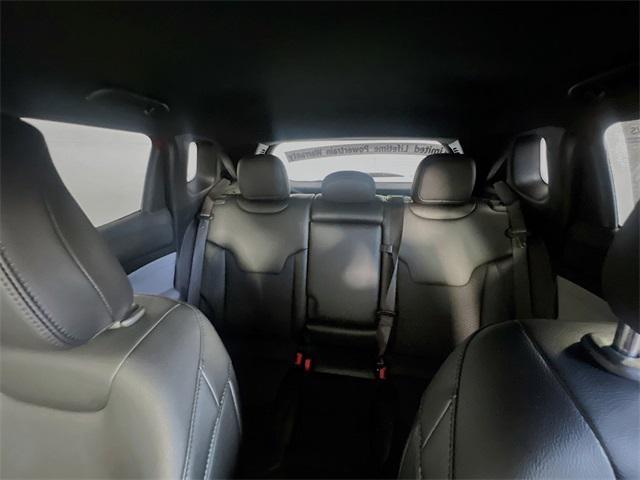 Photo of 2025 Red Hot Pearlcoat Jeep Compass