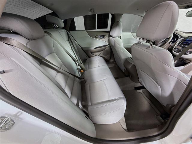Photo of 2023 Summit White Chevrolet Malibu