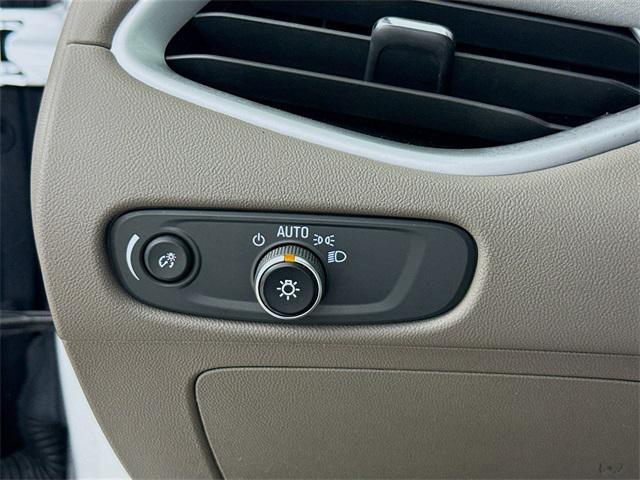 Photo of 2023 Summit White Chevrolet Malibu