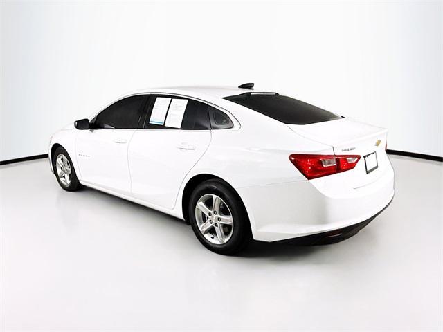 Photo of 2023 Summit White Chevrolet Malibu
