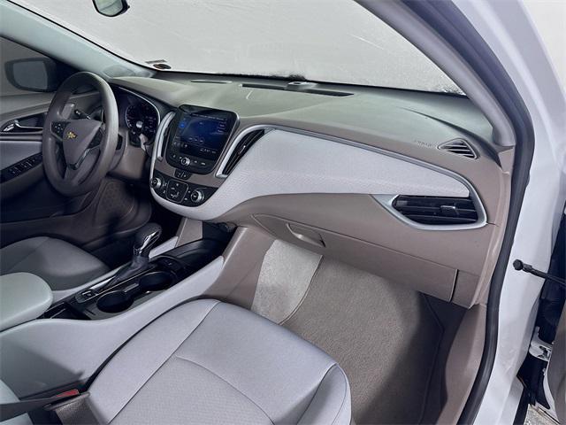 Photo of 2023 Summit White Chevrolet Malibu