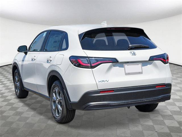 Photo of 2026 Platinum Honda HR-V