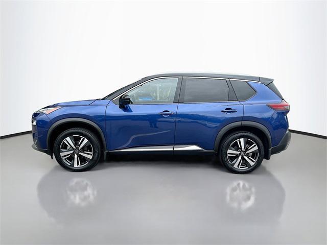 Photo of 2021 Caspian Blue Metallic/Super Black Nissan Rogue