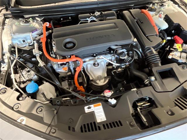 Photo of 2025 Silver Metallic Honda Accord Hybrid