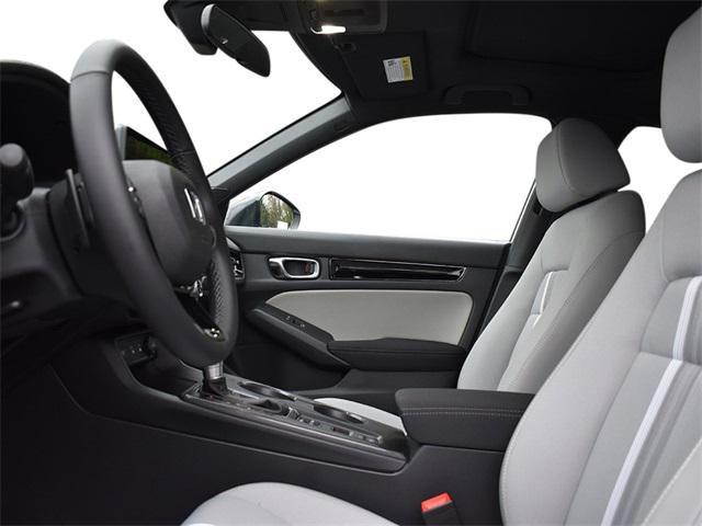Photo of 2025 Platinum Honda Civic Hybrid