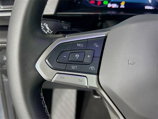 Photo of 2024 Platinum Gray Metallic Volkswagen Atlas Cross Sport