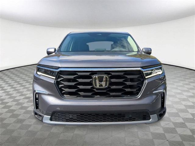 Photo of 2025 Modern Steel Honda Pilot