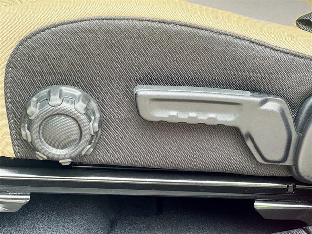 Photo of 2021 Snazzberry Pearlcoat Jeep Wrangler Unlimited
