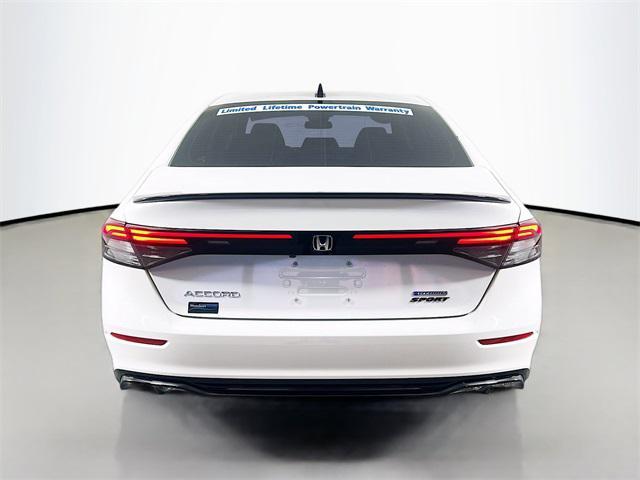 Photo of 2023 Platinum White Pearl Honda Accord Hybrid
