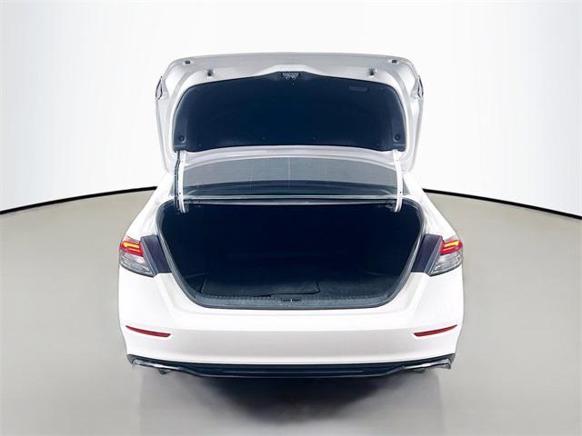 Photo of 2023 Platinum White Pearl Honda Accord Hybrid