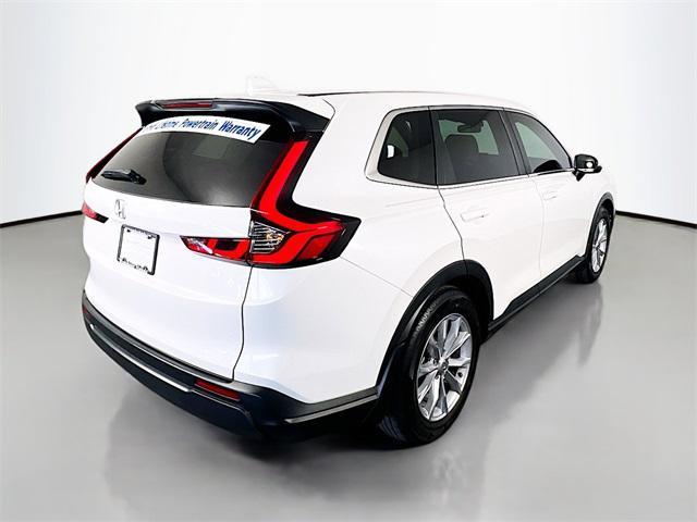 Photo of 2024 Platinum White Pearl Honda CR-V