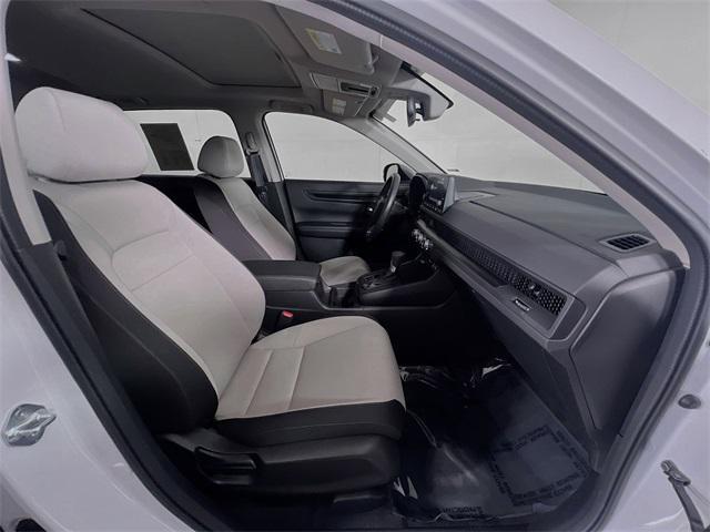 Photo of 2024 Platinum White Pearl Honda CR-V