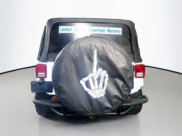 Photo of 2017 Bright White Clearcoat Jeep Wrangler