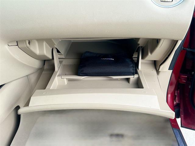 Photo of 2015 Cayenne Red Nissan Pathfinder