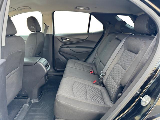 Photo of 2019 Mosaic Black Metallic Chevrolet Equinox