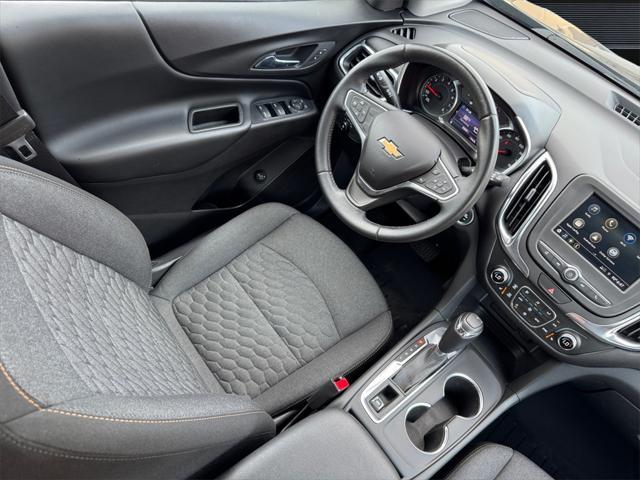 Photo of 2019 Mosaic Black Metallic Chevrolet Equinox