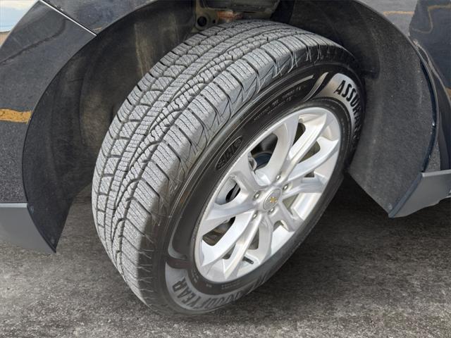 Photo of 2019 Mosaic Black Metallic Chevrolet Equinox