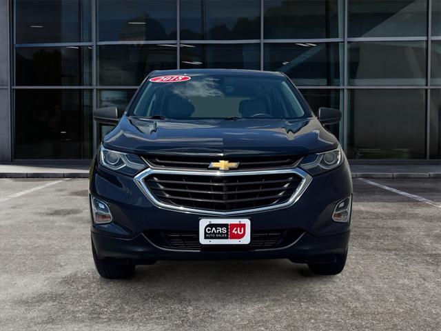 Photo of 2018 Storm Blue Metallic Chevrolet Equinox
