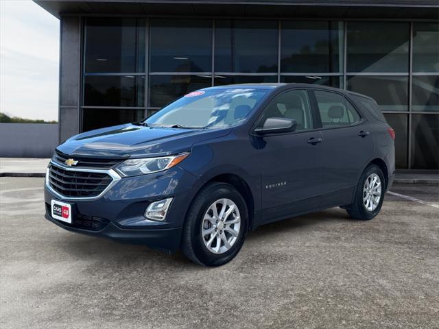 Photo of 2018 Storm Blue Metallic Chevrolet Equinox