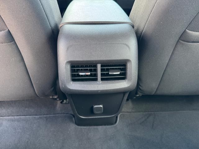 Photo of 2018 Storm Blue Metallic Chevrolet Equinox