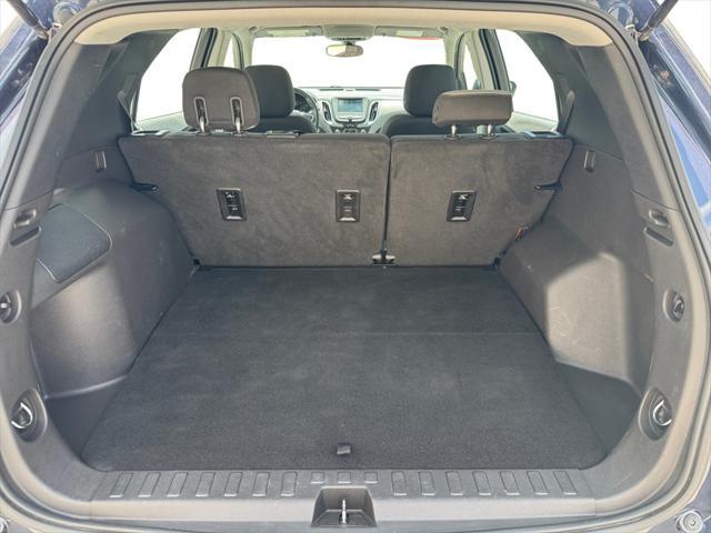 Photo of 2018 Storm Blue Metallic Chevrolet Equinox