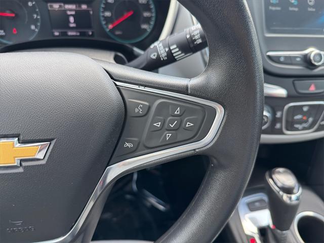 Photo of 2018 Storm Blue Metallic Chevrolet Equinox