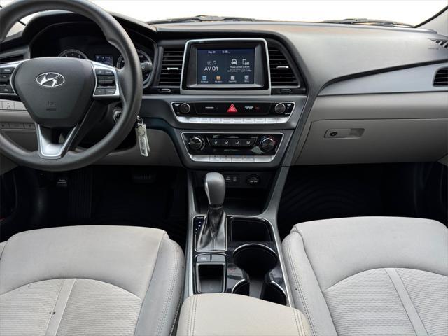 Photo of 2018 Symphony Silver Hyundai SONATA