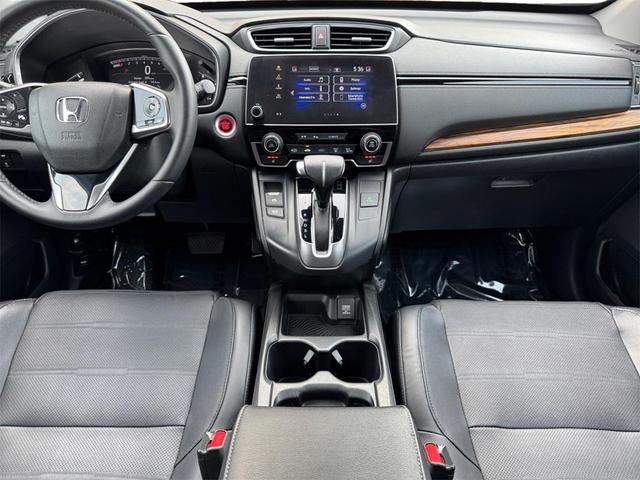 Photo of 2018 White Diamond Pearl Honda CR-V