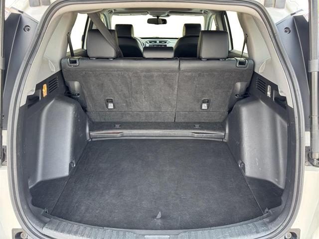 Photo of 2018 White Diamond Pearl Honda CR-V