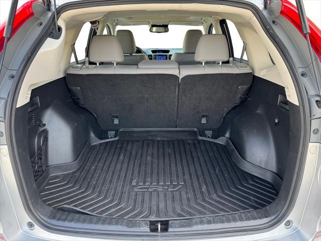 Photo of 2016 Alabaster Silver Metallic Honda CR-V