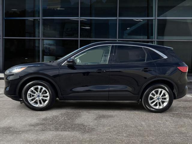 Photo of 2021 Agate Black Metallic Ford Escape