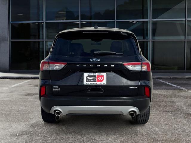 Photo of 2021 Agate Black Metallic Ford Escape