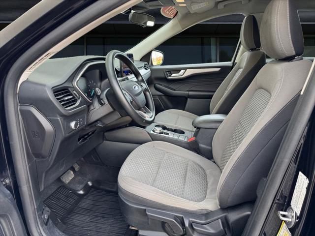 Photo of 2021 Agate Black Metallic Ford Escape