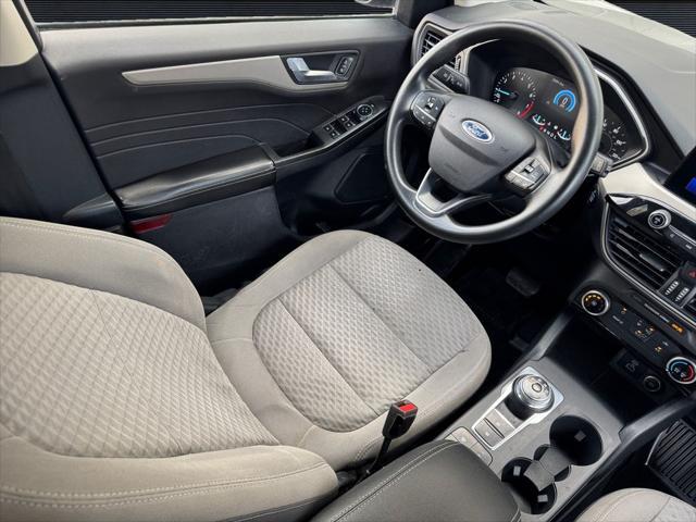 Photo of 2021 Agate Black Metallic Ford Escape