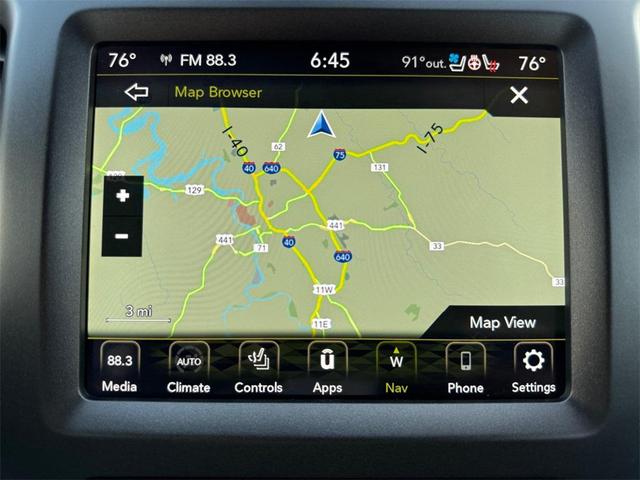 Photo of 2020 Bright White Clearcoat Jeep Cherokee
