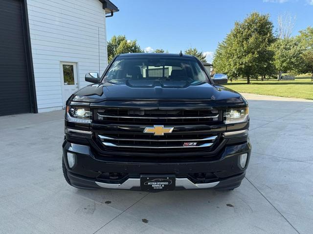 Photo of 2017 Black Chevrolet Silverado 1500