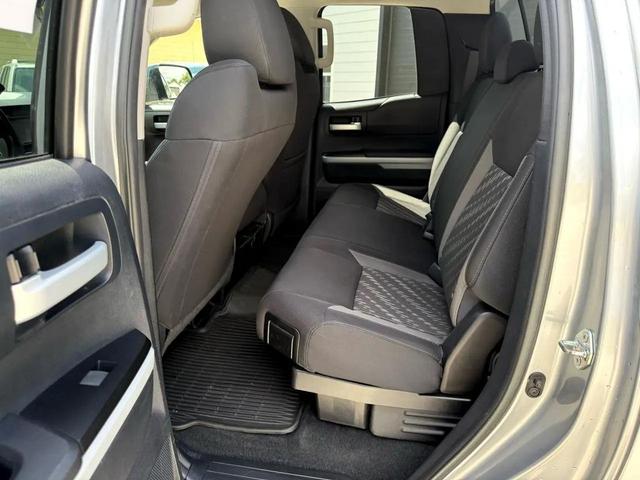 Photo of 2018 SILVER Toyota Tundra