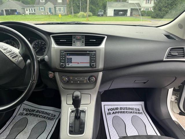 Photo of 2013 Aspen White Nissan Sentra