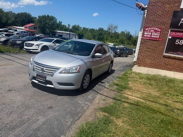 Photo of 2014 Brilliant Silver Nissan Sentra